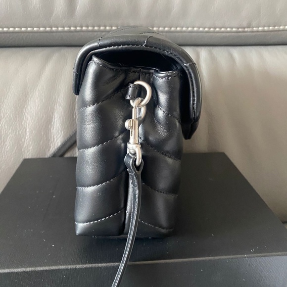 YSL Loulou Toy - Picture 3 of 14